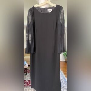 Cattiva women’s black crepe and chiffon Midi dress, pleated bath wing sleeve  12